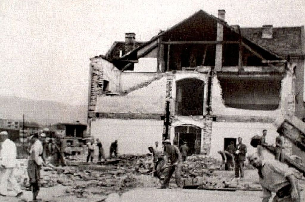 Savska cesta, rušenje zatvora. Na adresi Savska cesta 60 nalazio se zatvor Zaštitnog redarstva za grad Zagreb